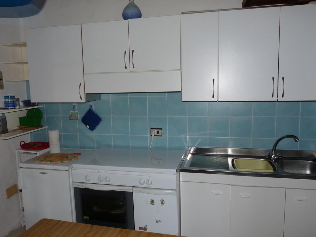 Monolocale San Teodoro Apartment San Teodoro  Room photo