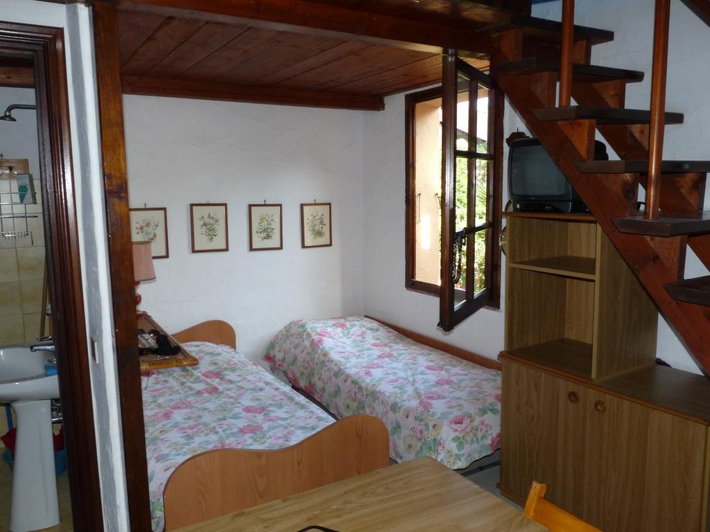 Monolocale San Teodoro Apartment San Teodoro  Room photo