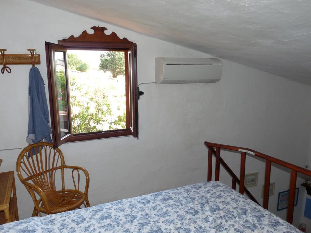 Monolocale San Teodoro Apartment San Teodoro  Room photo